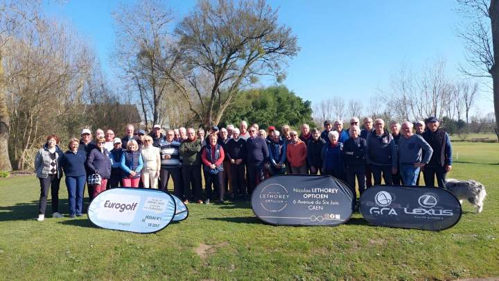 Participez à une communauté de golfeurs.